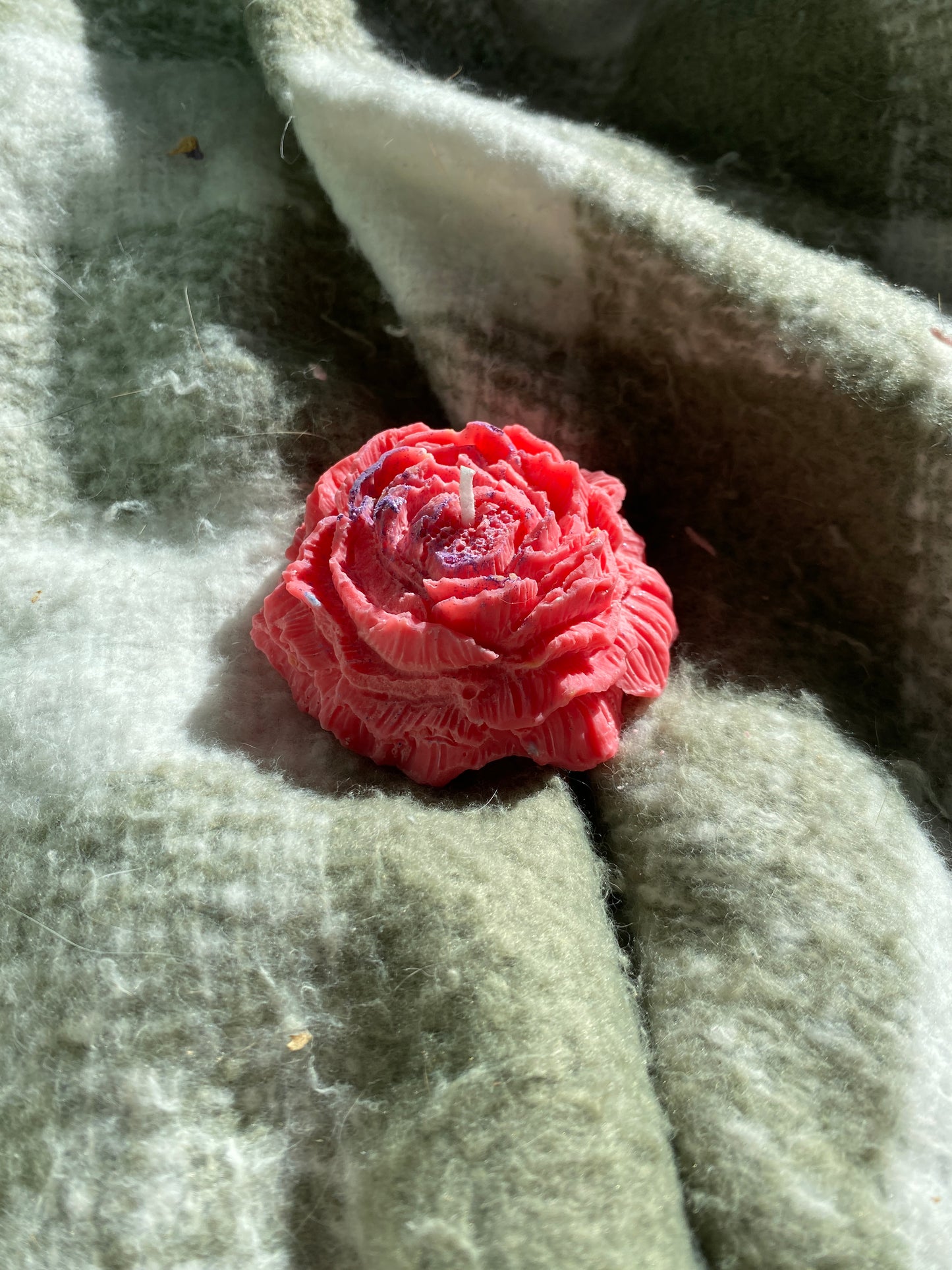 Red flower candle
