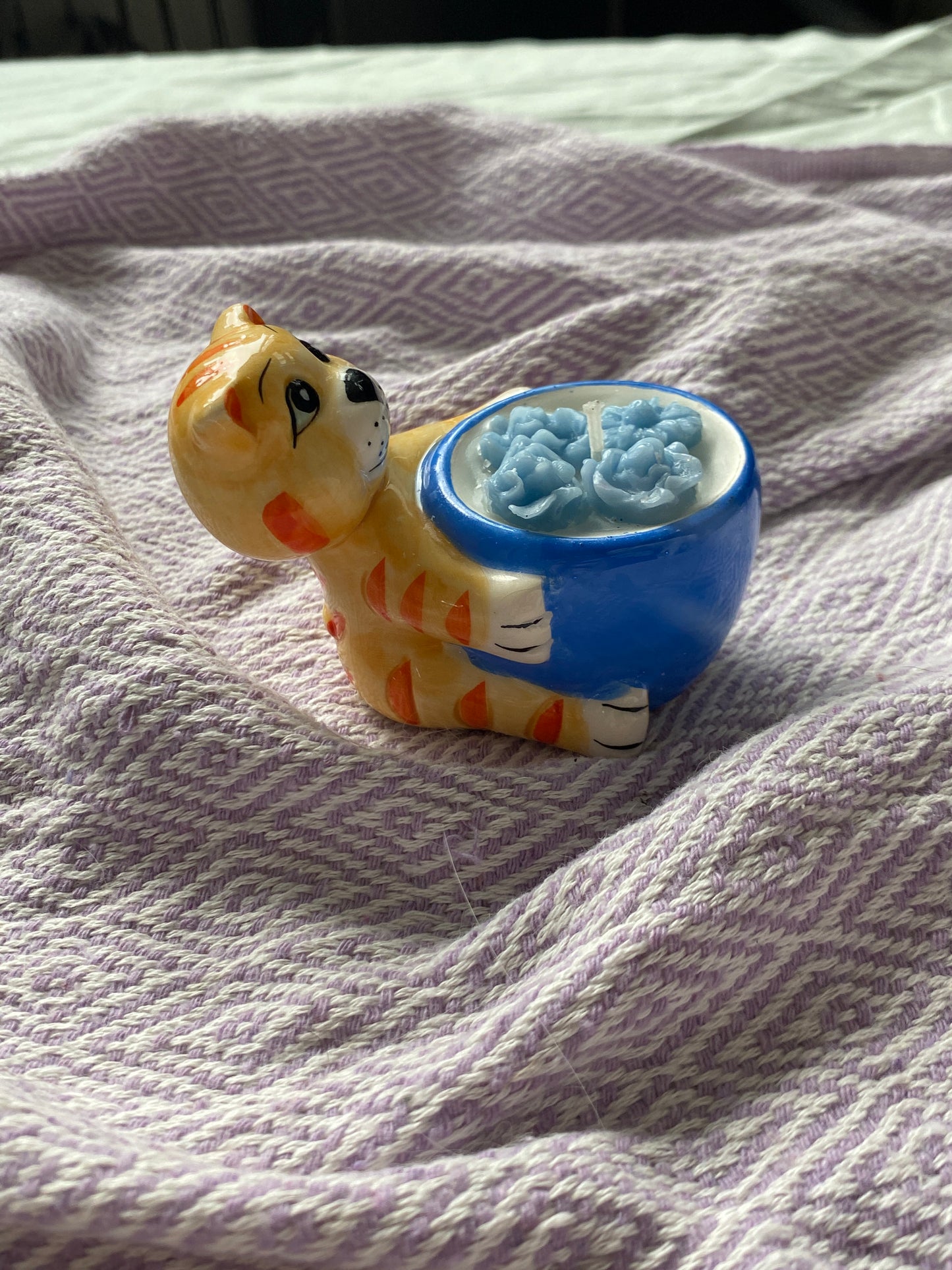 Ceramic tiger candle