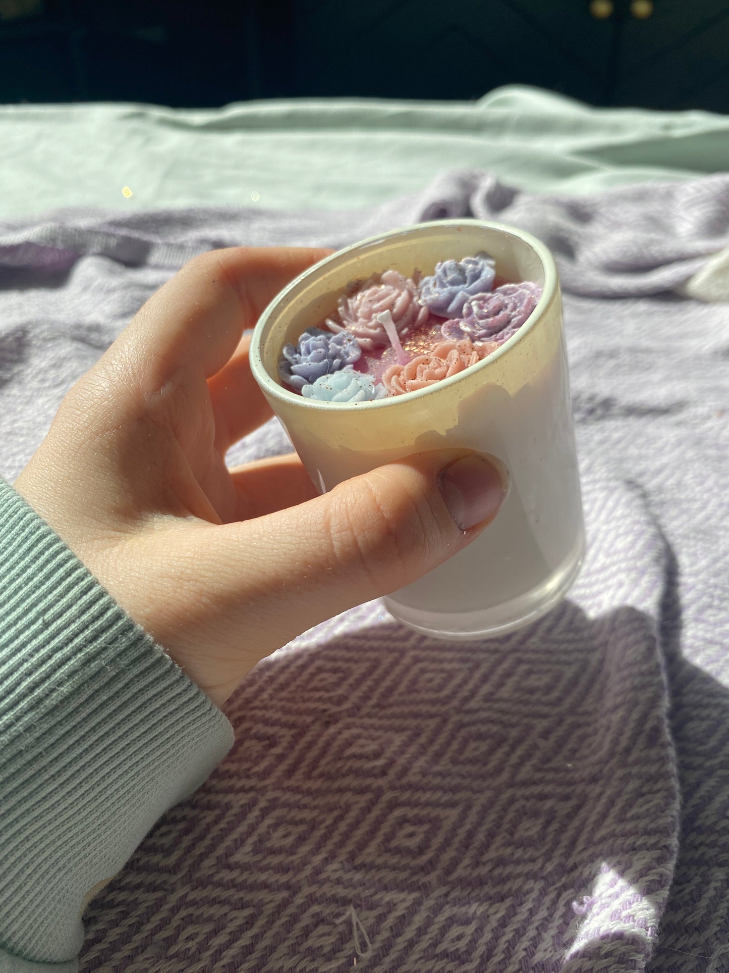 Classic candle | white & pink