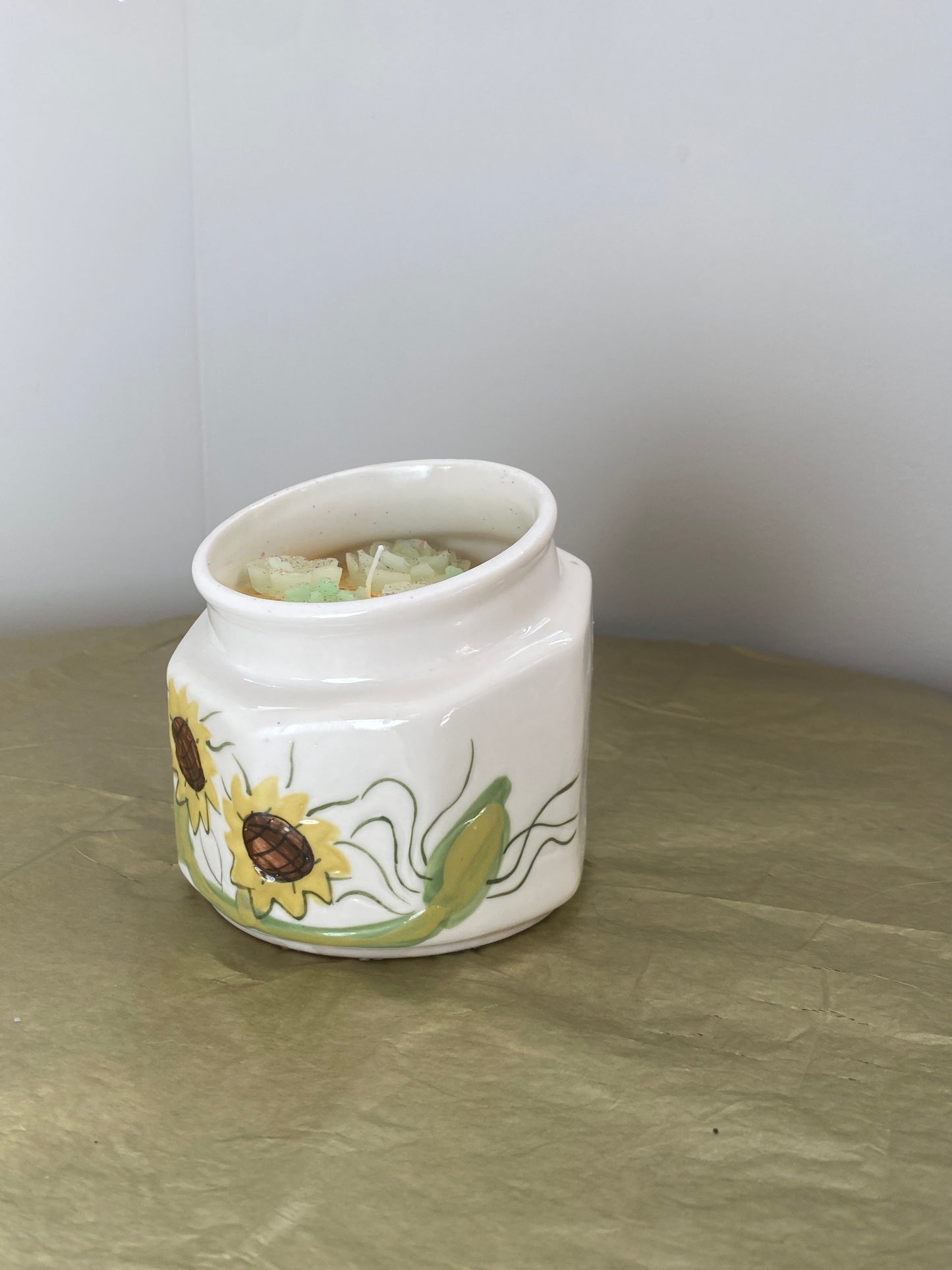 Sunflower ceramic jar candle