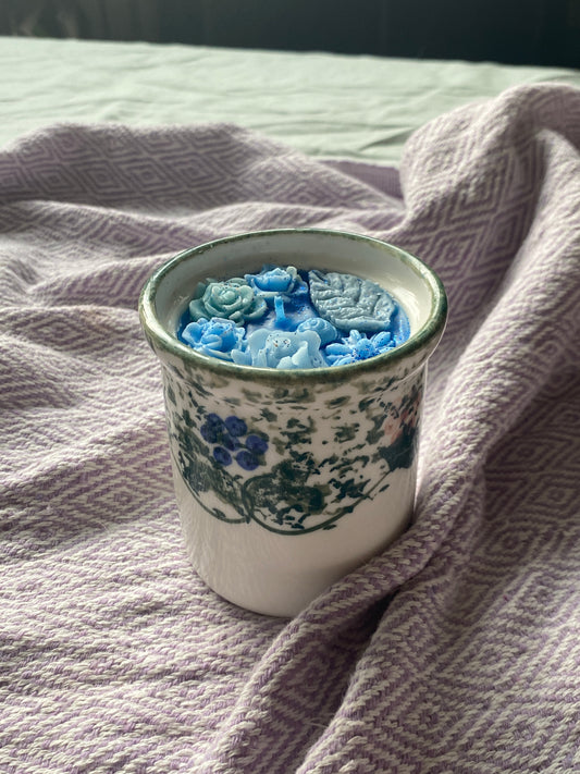 Ceramic jar candle | White, green, blue