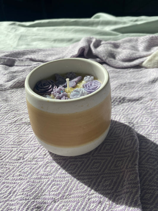 Ceramic candle | white, beige, purple & yellow