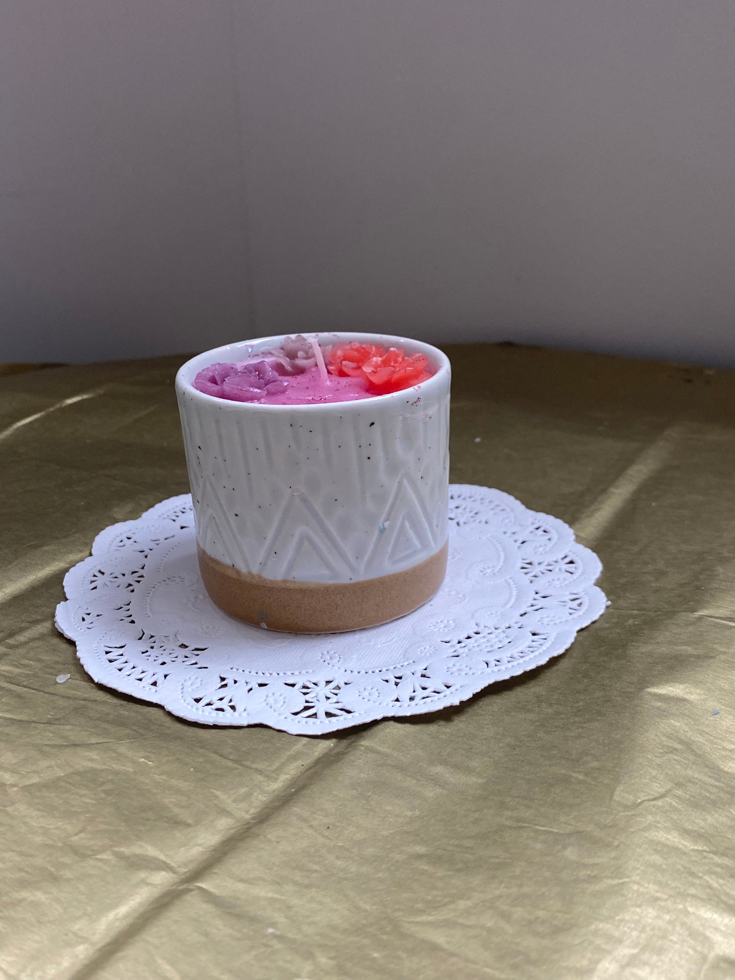 Ceramic pot candle | White, pink, beige