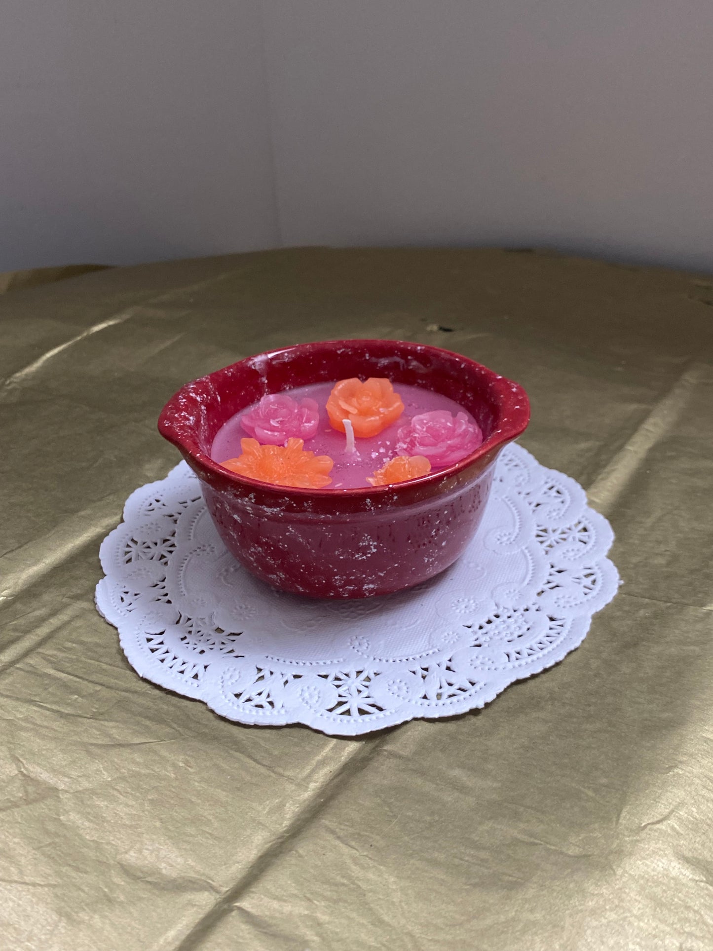 Red, pink & orange ceramic pot candle